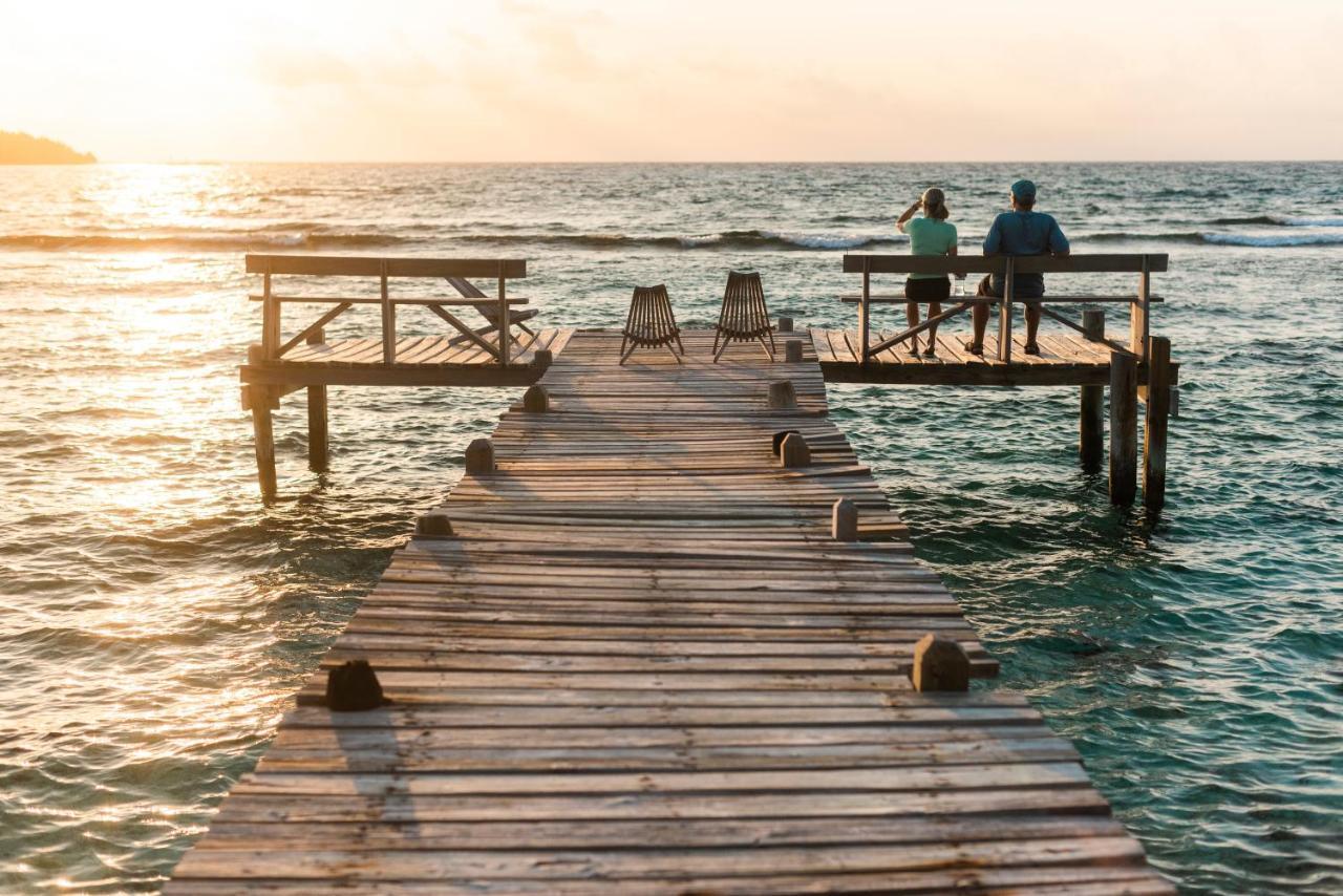 Glovers Reef Slickrock Belize Adventures المظهر الخارجي الصورة